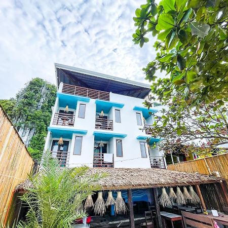 Amos Portside Inn Ел Нидо Екстериор снимка